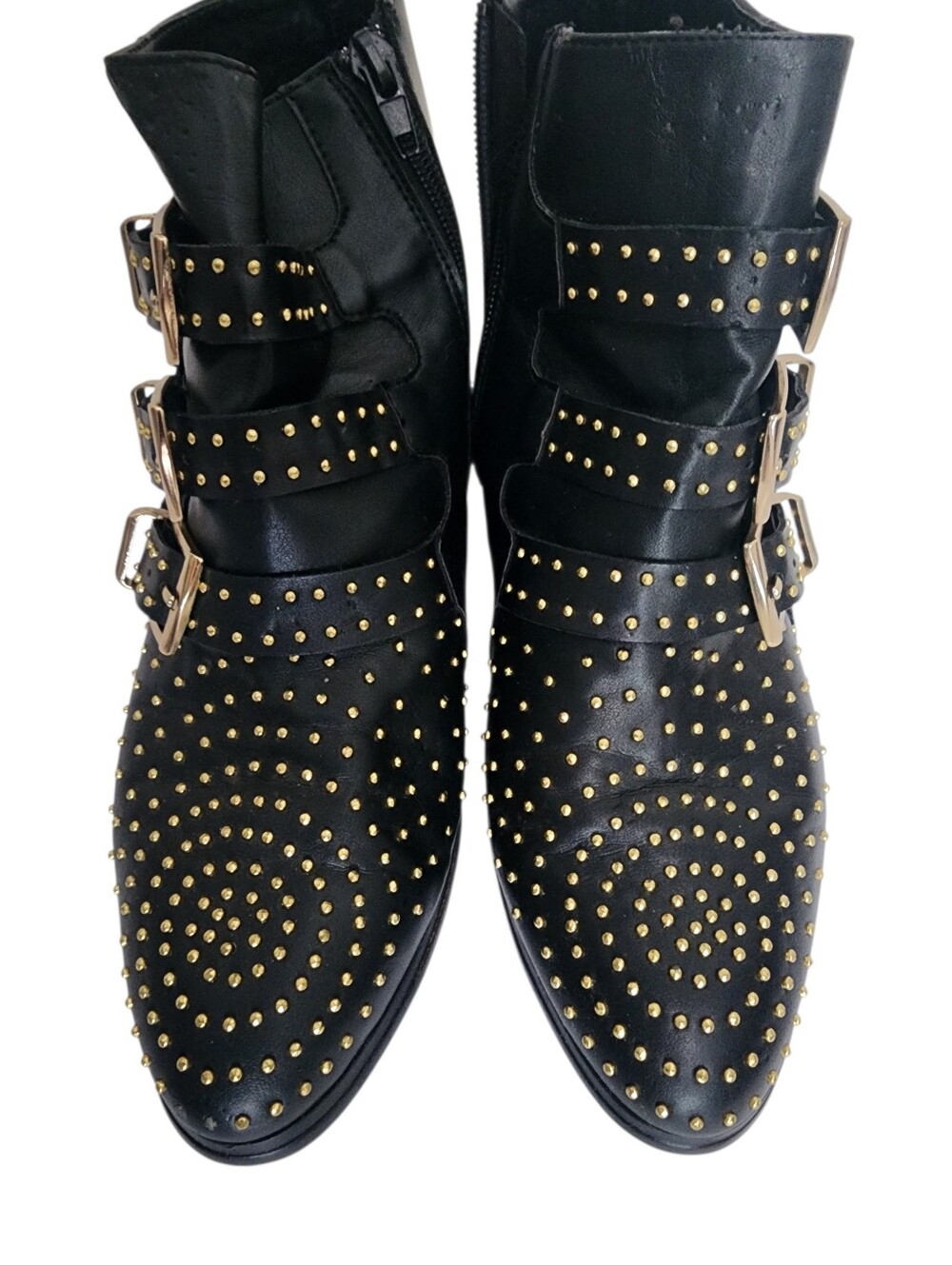 Steve Madden Studded Black Leather Ankle Boots with Gold Buckle Hardware SZ 7.5